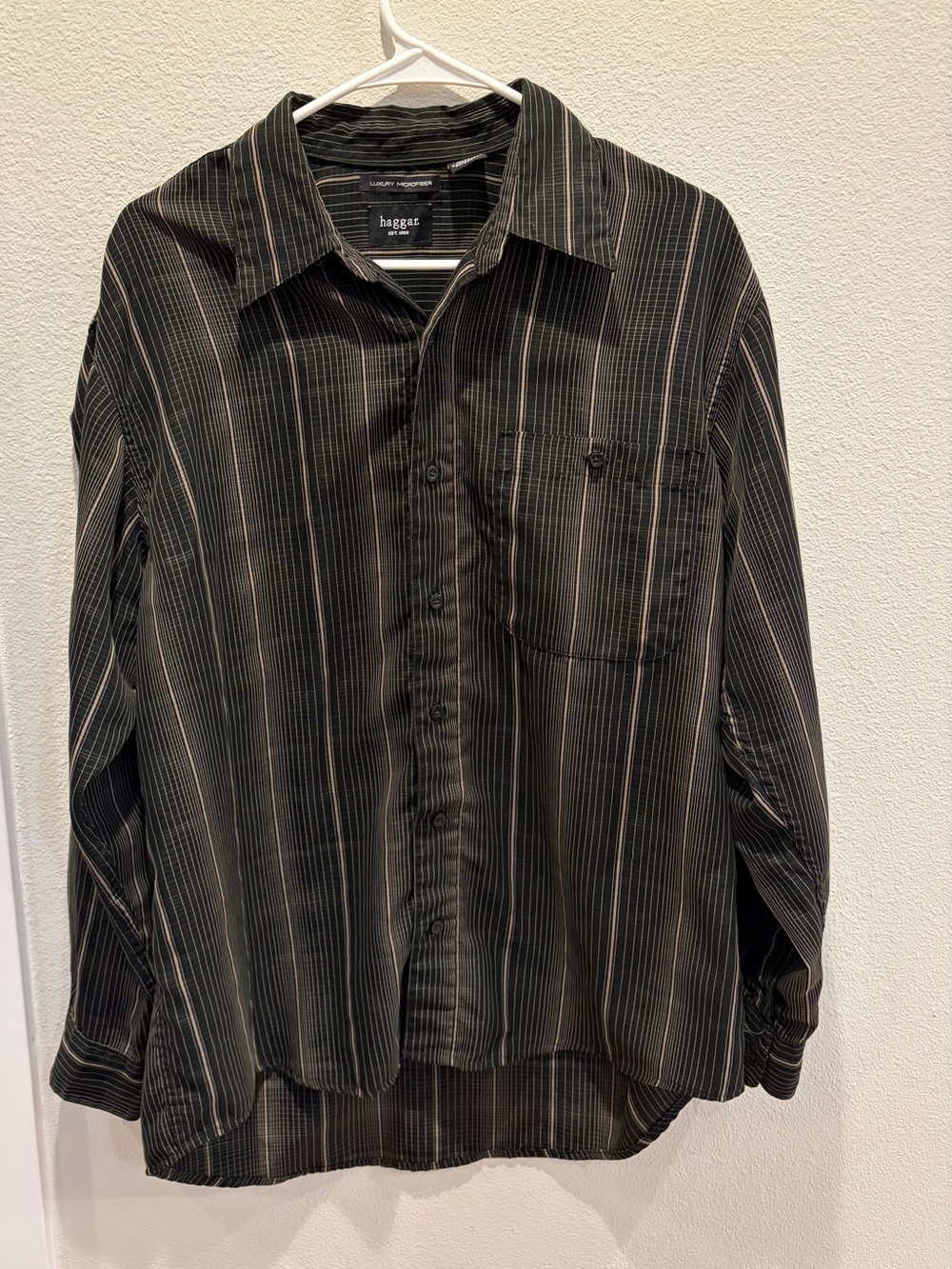 Haggar Black Long-Sleeve Striped Button-Up Shirt